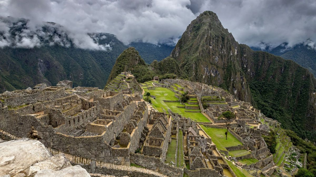 Přístup na Machu Picchu ochromily protesty, stovky turistů musely předčasně ukončit cestu